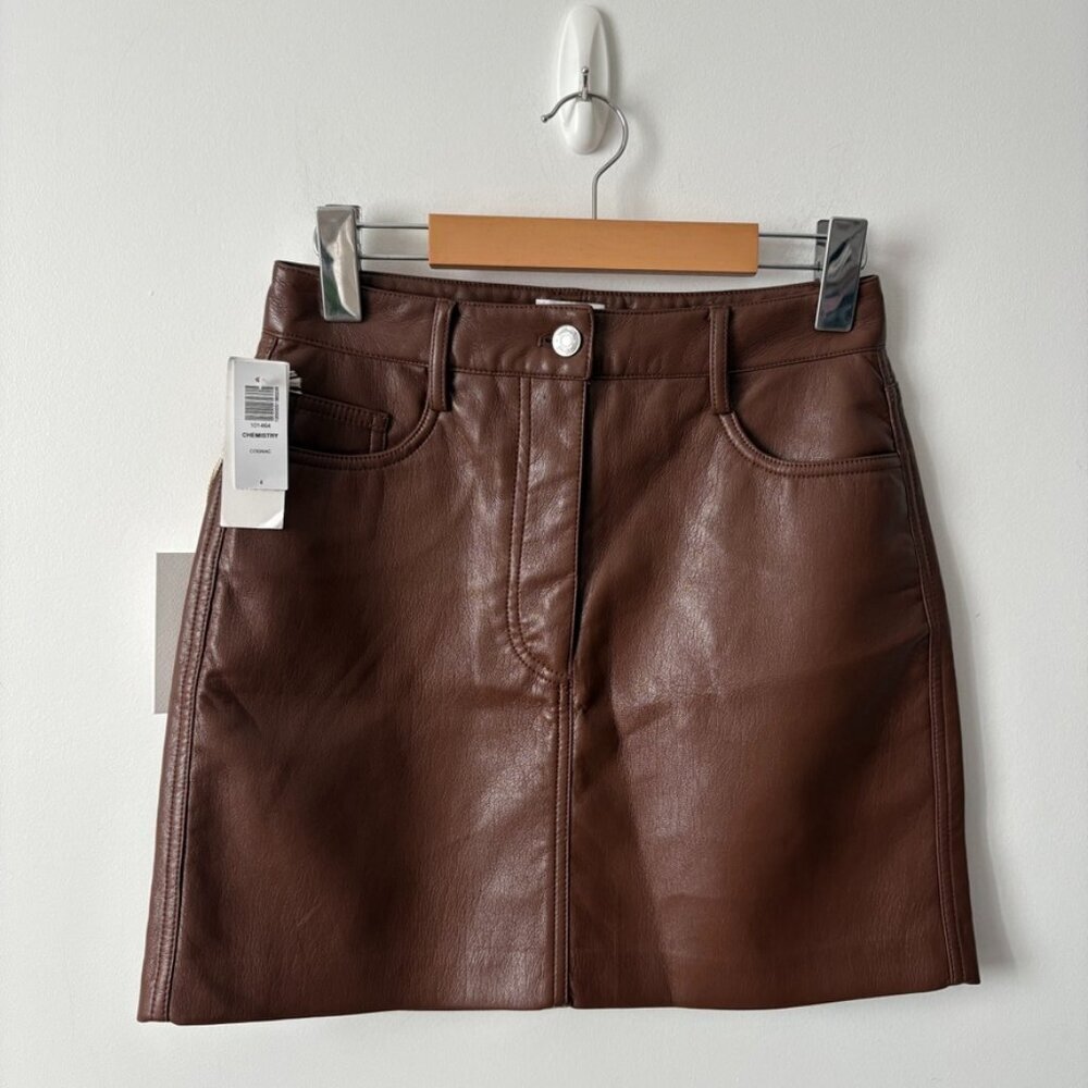 Aritzia Wilfred Chemistry Vegan Leather Mini Skirt NWT Cognac Brown Size 4